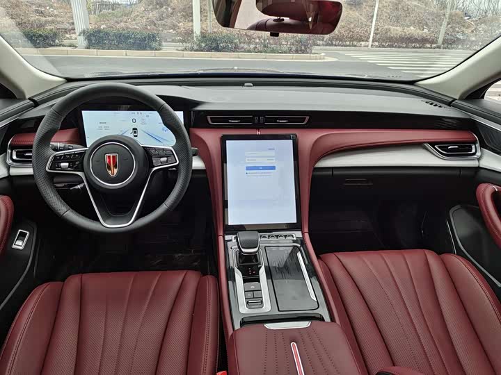 Фото 5 - Hongqi H5 Hybrid