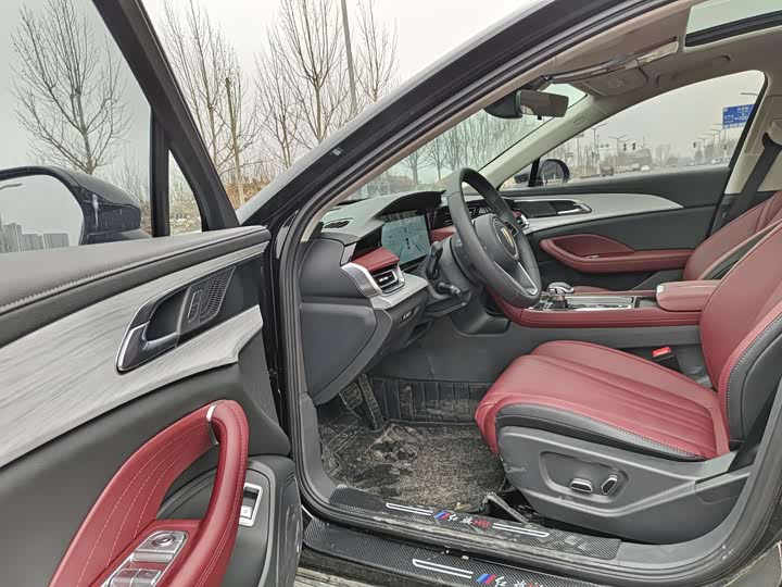 Фото 6 - Hongqi H5 Hybrid