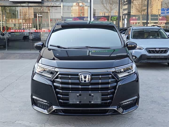 Фото 2 - Honda Elysion