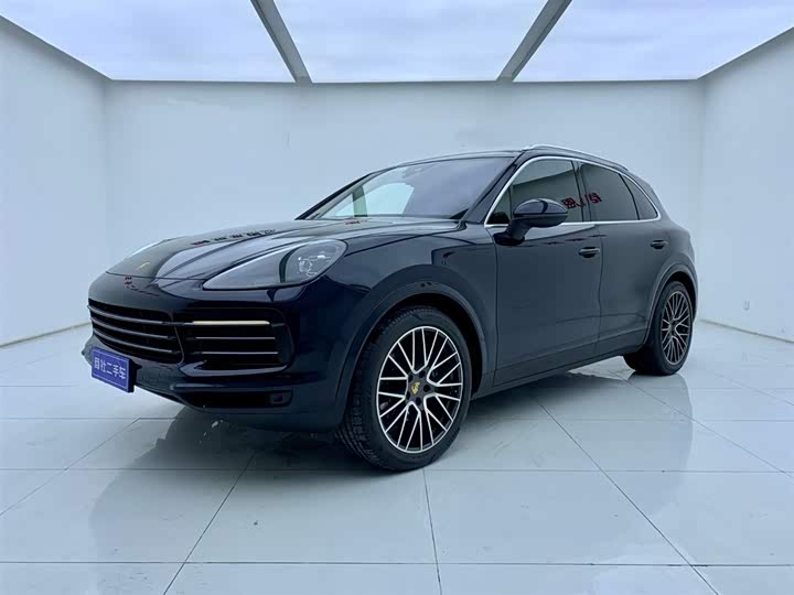 Photo 1 - Porsche Cayenne