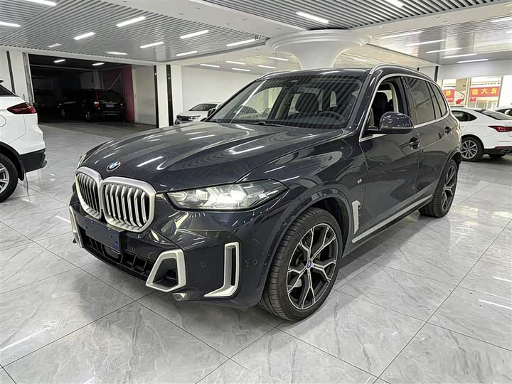 Фото 1 - BMW X5