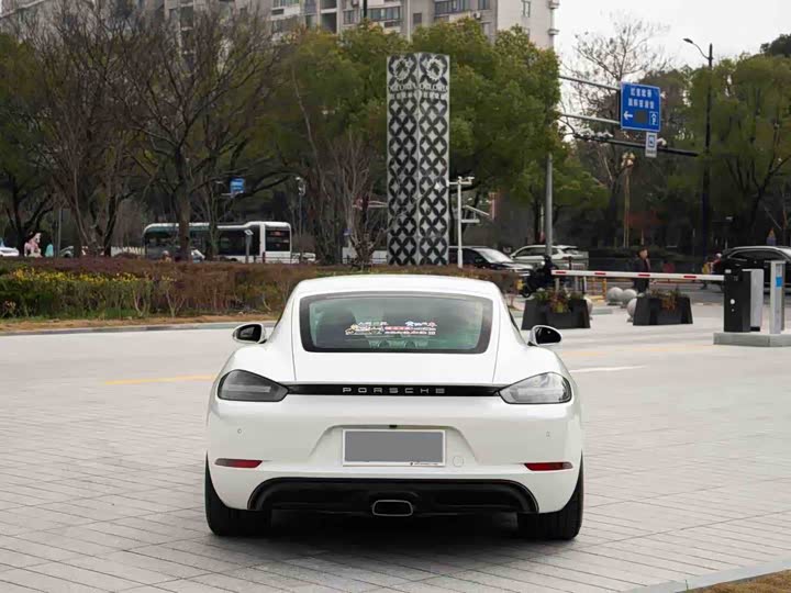 Photo 6 - Porsche 718