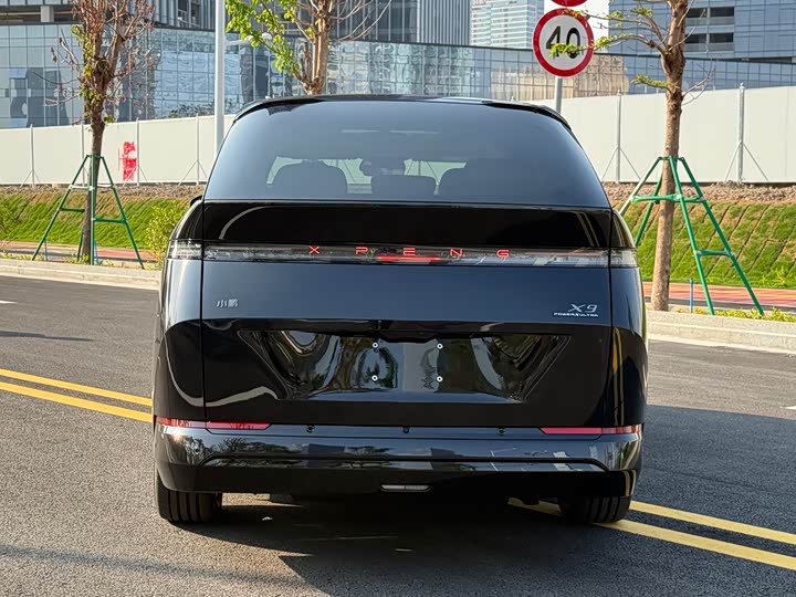 Фото 5 - XPeng X9