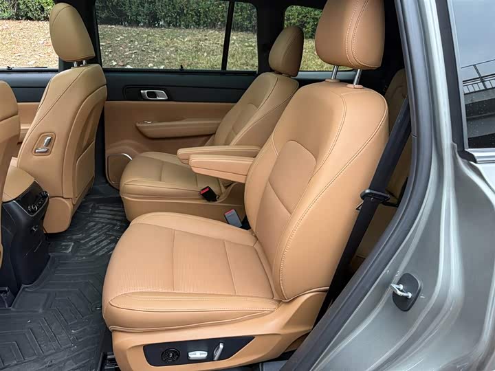 Фото 9 - LiXiang One