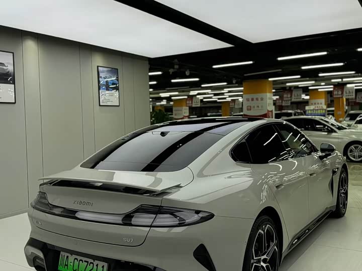 Фото 6 - Xiaomi SU7