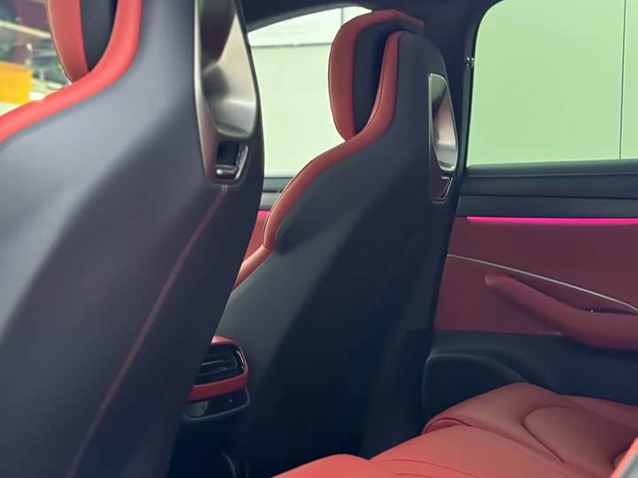 Фото 7 - Xiaomi SU7