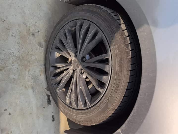 Photo 6 - Dongfeng Aeolus Yixuan Max