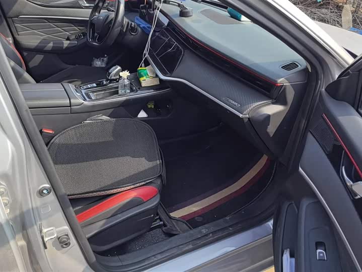 Photo 8 - Dongfeng Aeolus Yixuan Max