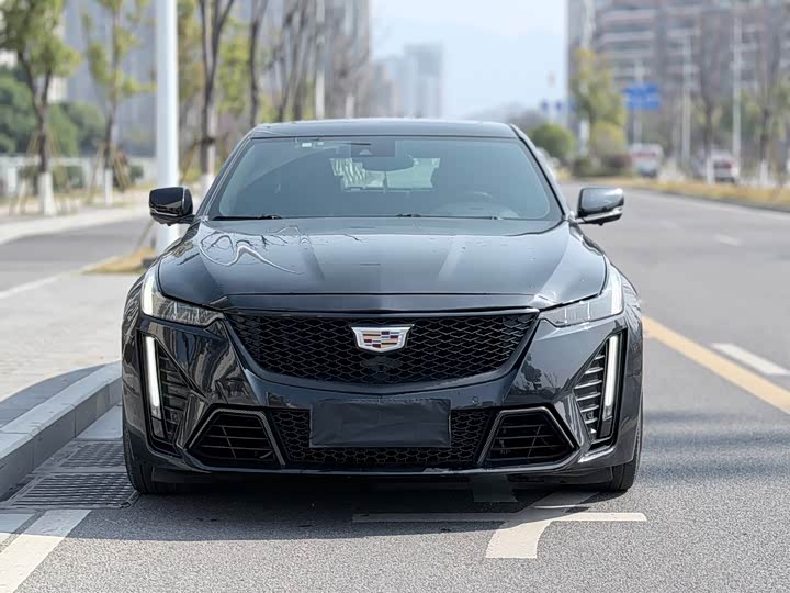 Фото 2 - Cadillac CT5