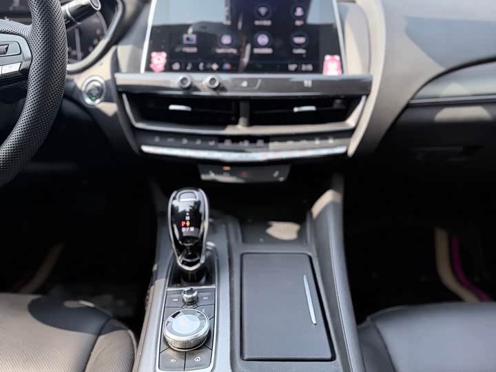 Фото 6 - Cadillac CT5