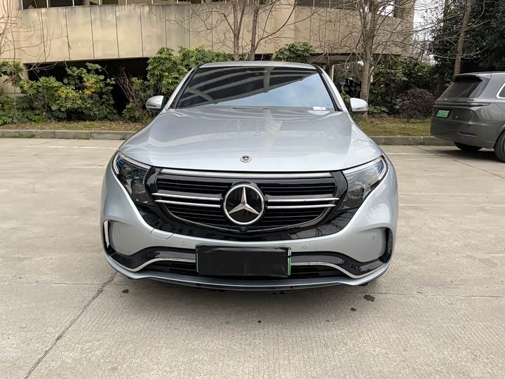 Фото 2 - Mercedes-Benz EQC
