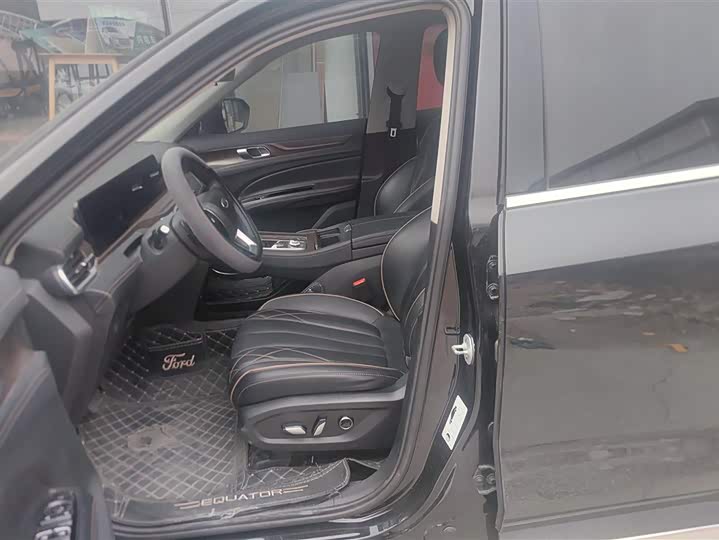 Фото 9 - Ford Equator