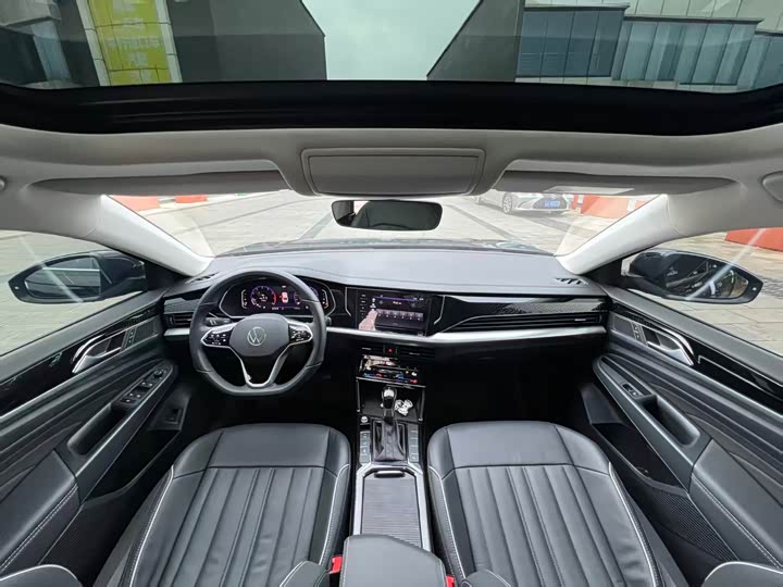 Фото 4 - Volkswagen Passat