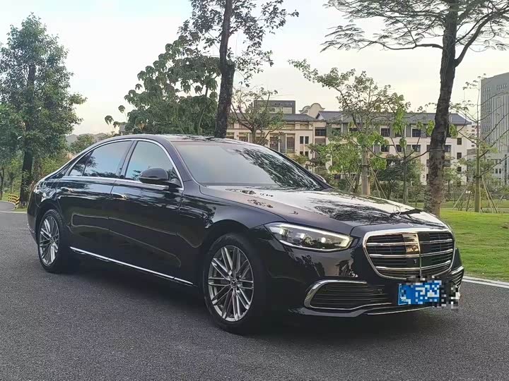 Фото 3 - Mercedes-Benz S-Class