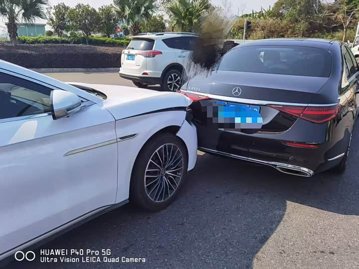 Фото 9 - Mercedes-Benz S-Class