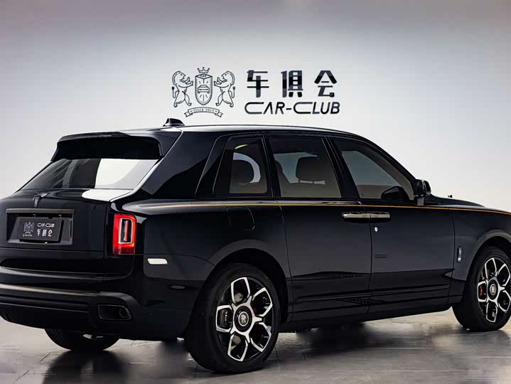 Фото 3 - Rolls-Royce Cullinan