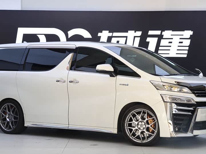 Фото 2 - Toyota Vellfire