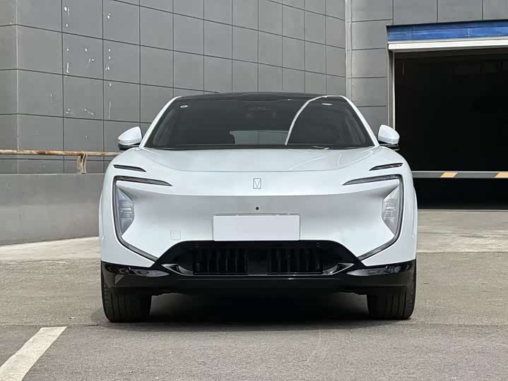 Фото 2 - Avatr 07