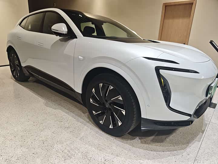 Фото 9 - Avatr 07