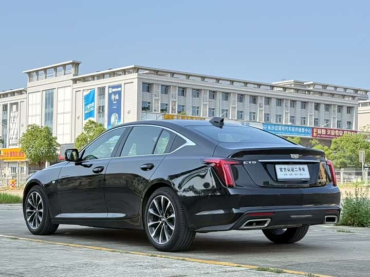 Фото 9 - Cadillac CT5