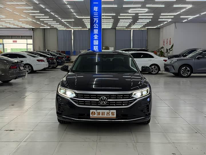 Фото 2 - Volkswagen Passat