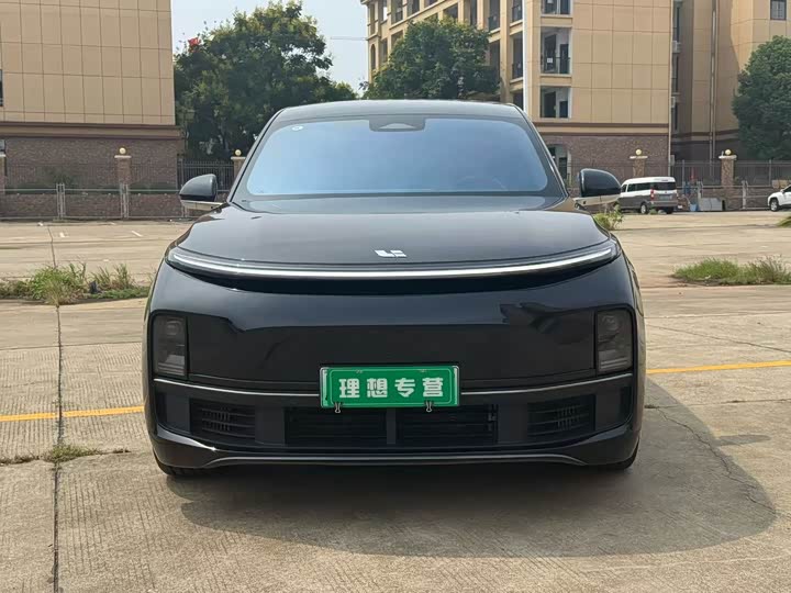 Фото 2 - LiXiang L8