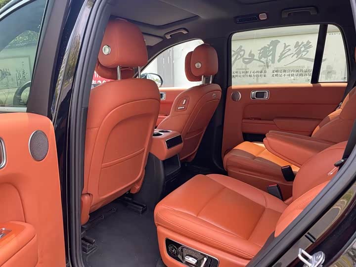 Фото 8 - LiXiang L8