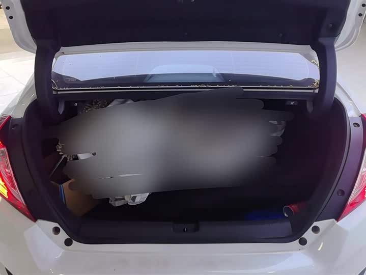 Фото 4 - Honda Civic