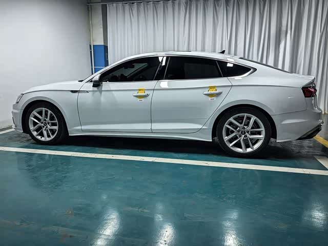 Фото 4 - Audi A5