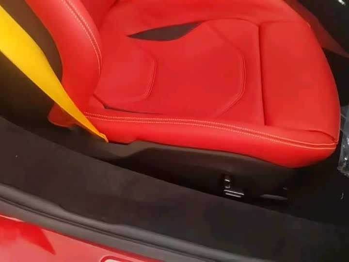 Photo 5 - Ferrari 296