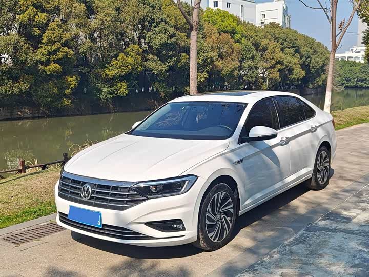 Фото 3 - Volkswagen Sagitar L