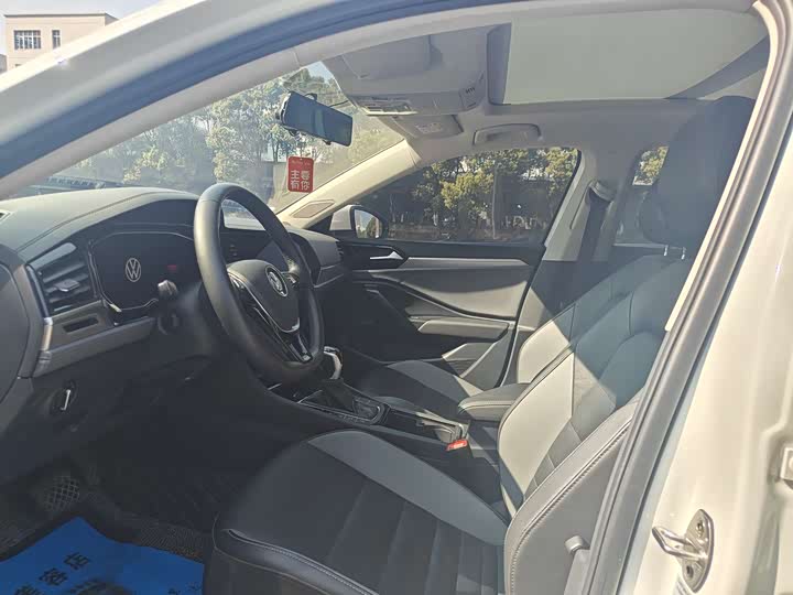 Фото 4 - Volkswagen Sagitar L