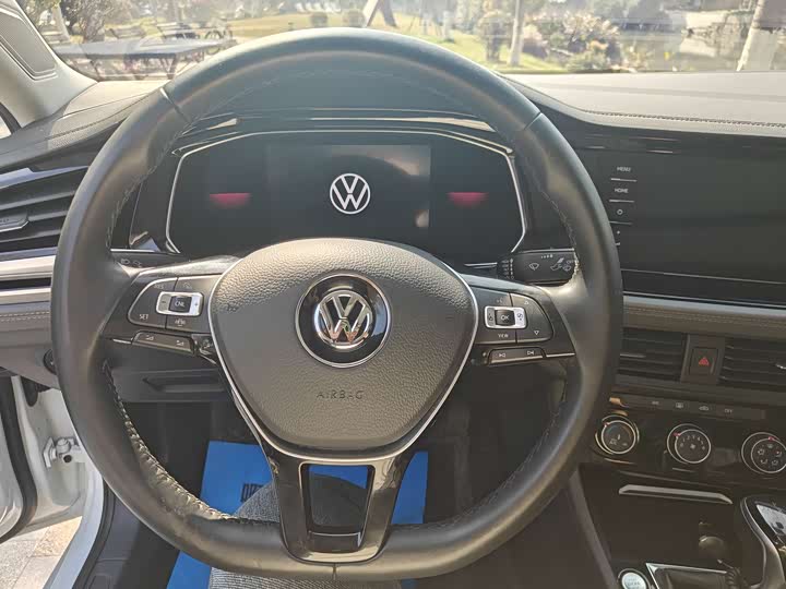 Фото 8 - Volkswagen Sagitar L