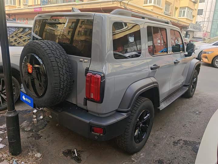 Фото 3 - Tank 300