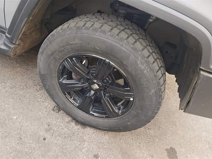 Фото 6 - Tank 300