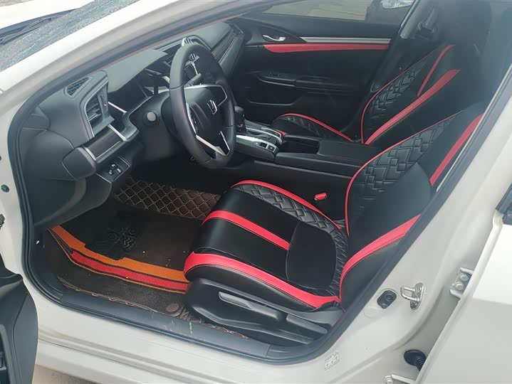 Фото 9 - Honda Civic