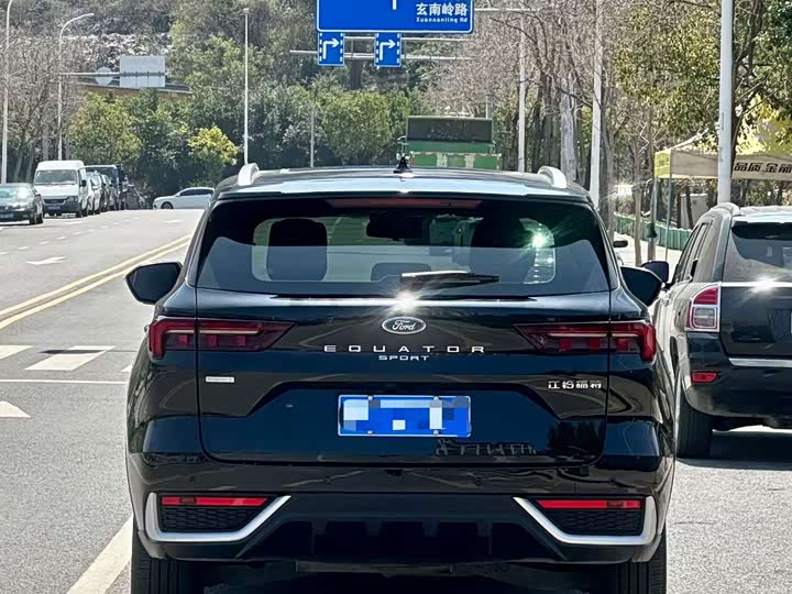 Фото 5 - Ford Equator Sport