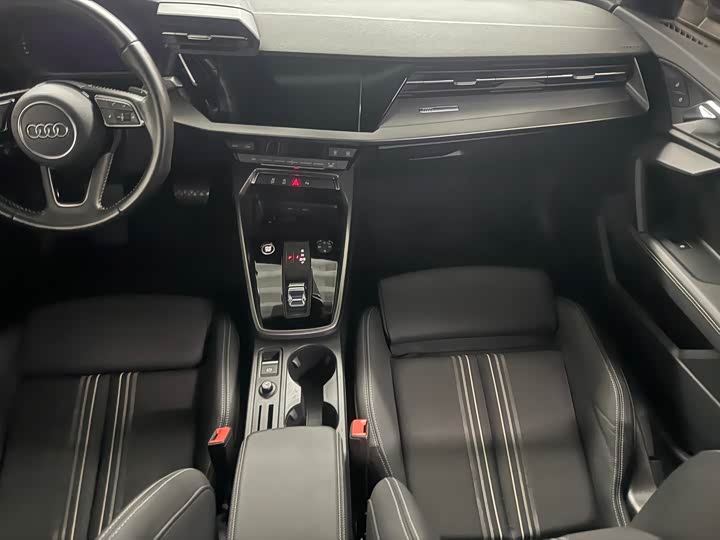 Фото 5 - Audi A3