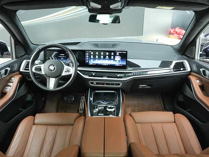 Photo 6 - BMW X7