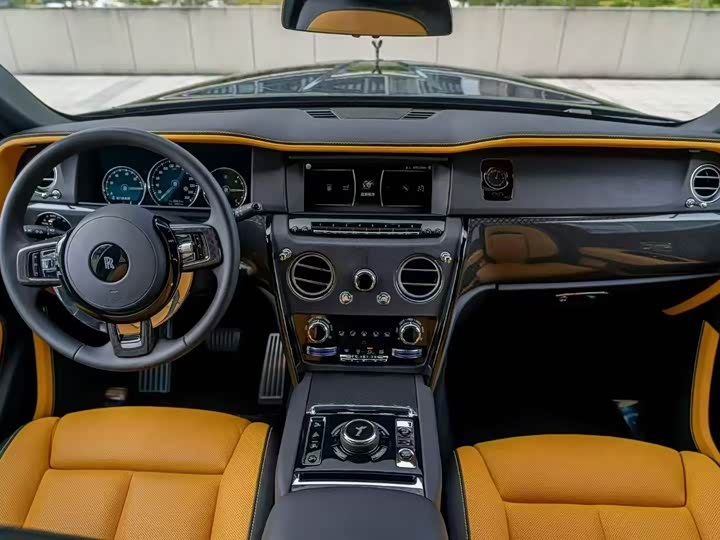 Фото 3 - Rolls-Royce Cullinan