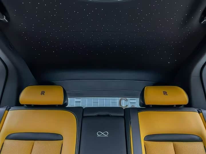 Фото 4 - Rolls-Royce Cullinan