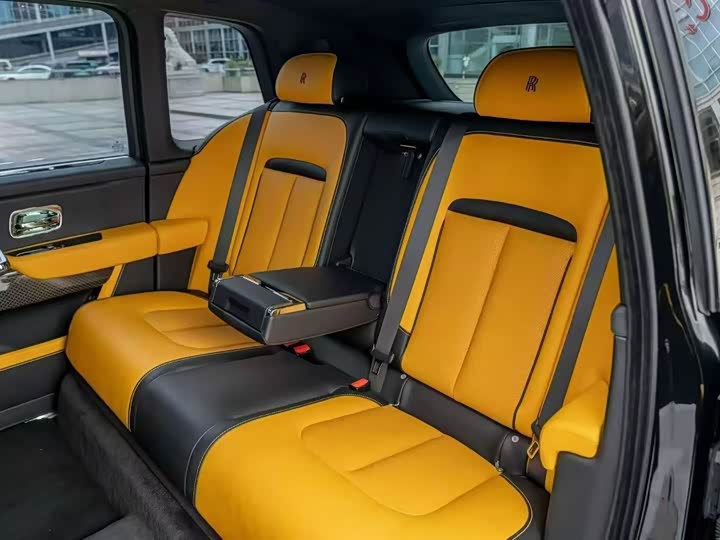 Фото 5 - Rolls-Royce Cullinan