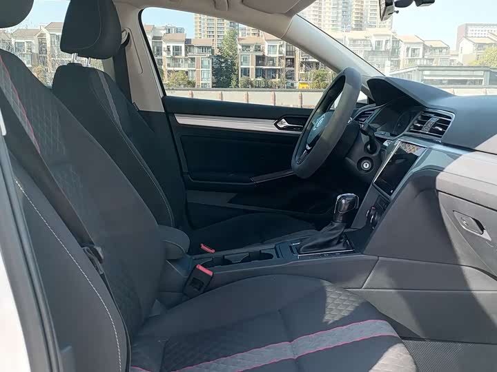 Фото 6 - Volkswagen Lamando L