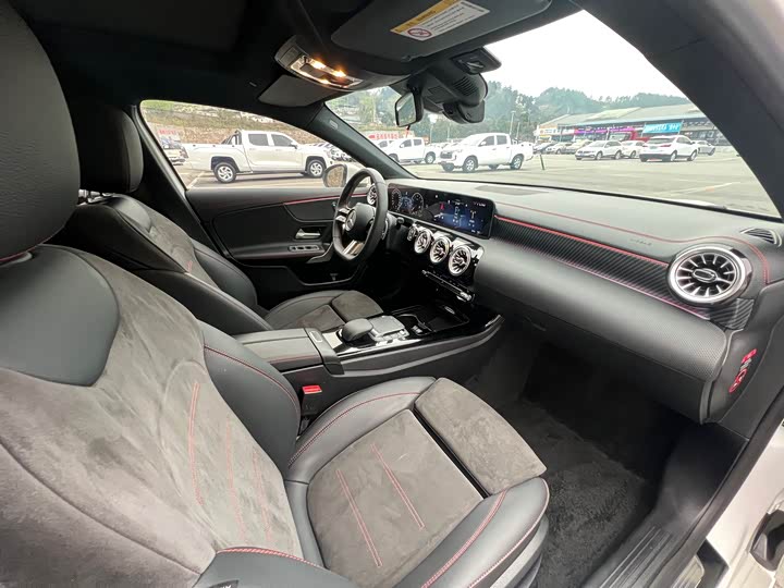 Фото 6 - Mercedes-Benz A-Class