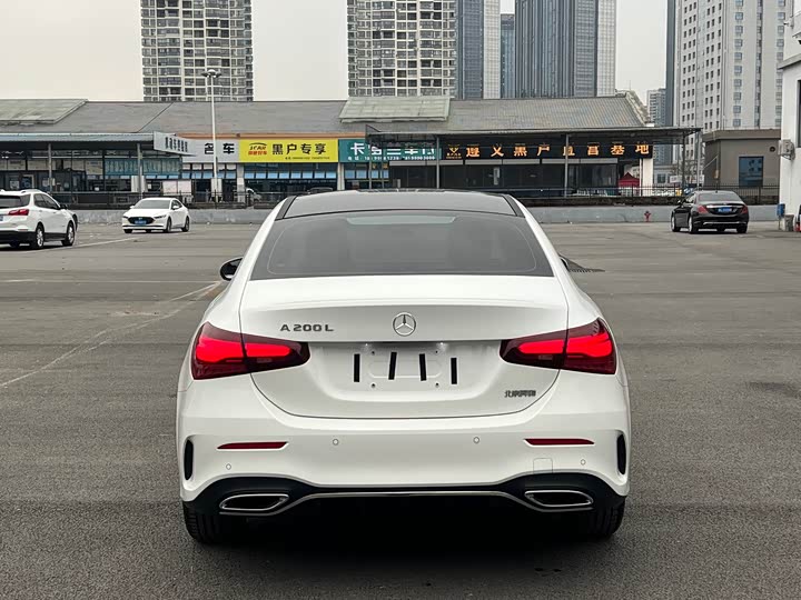 Фото 8 - Mercedes-Benz A-Class