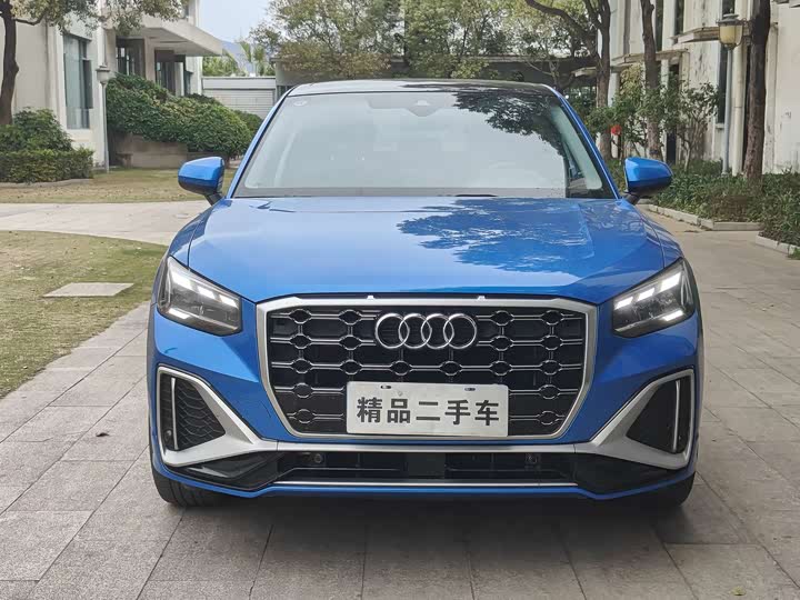 Фото 2 - Audi Q2L
