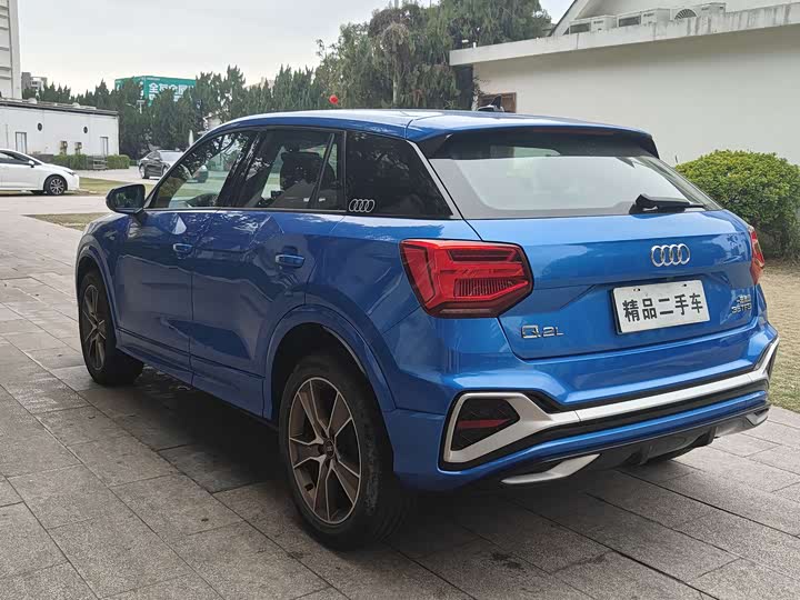 Фото 7 - Audi Q2L