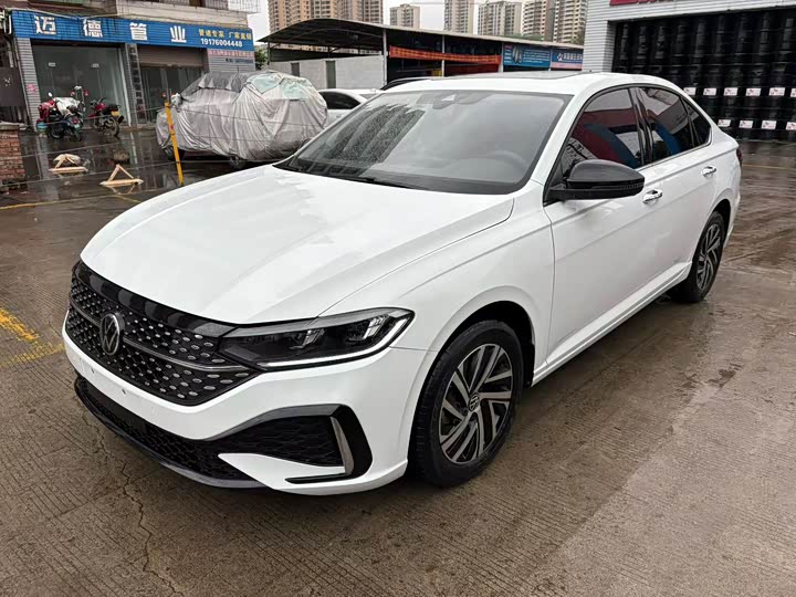 Фото 3 - Volkswagen Lavida