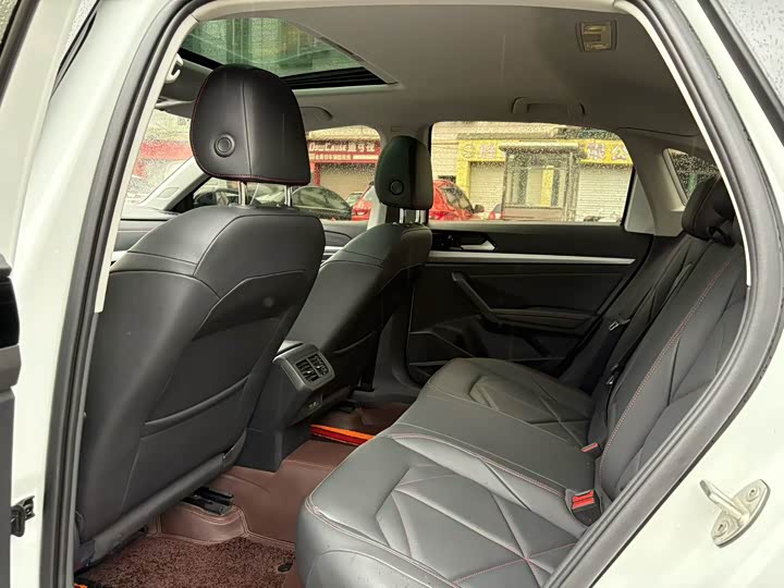 Фото 6 - Volkswagen Lavida