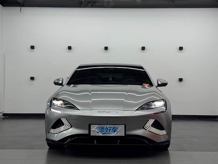 Фото 2 - BYD Seal